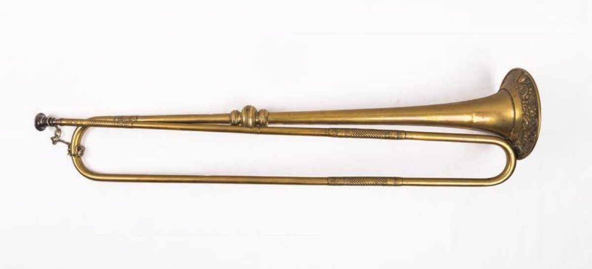 Ceremonial trumpet